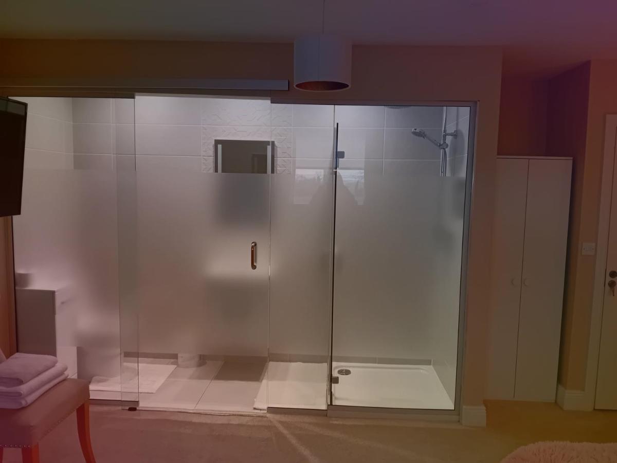 纳文White Quarry House公寓 外观 照片